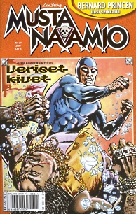 File:Mustanaamio 200824.jpg